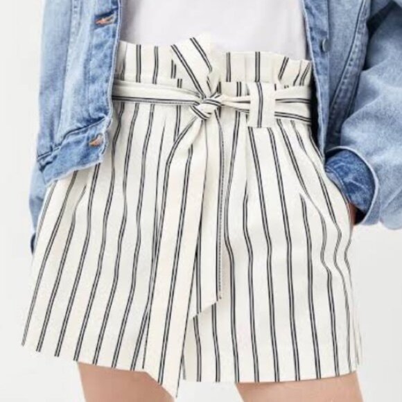 Zara Black & White Striped Paper Bag Shorts - Picture 1 of 5
